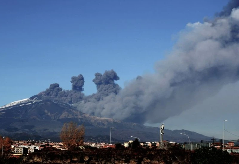 Etna ne odustaje