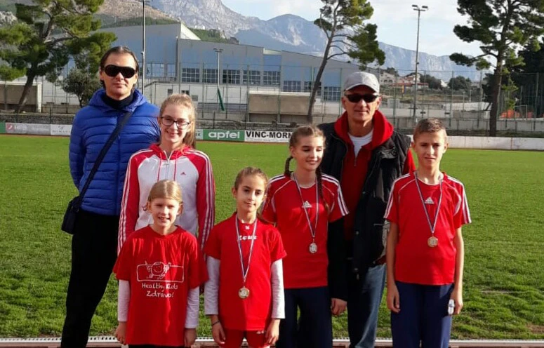 Atletičari Zrinjskog odlični u Makarskoj