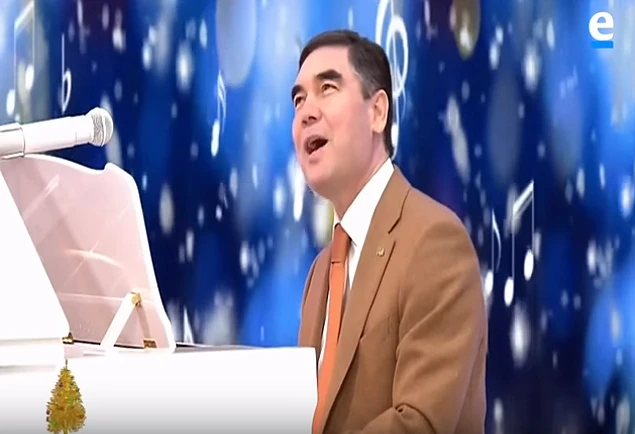Turkmenistanski predsjednik snimio božićnu pjesmu