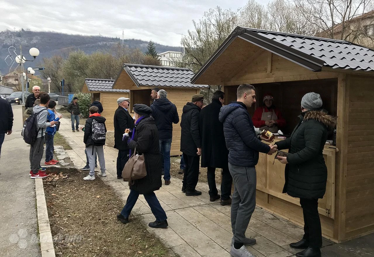 Počeli ''Dani meda'' u Širokom Brijegu