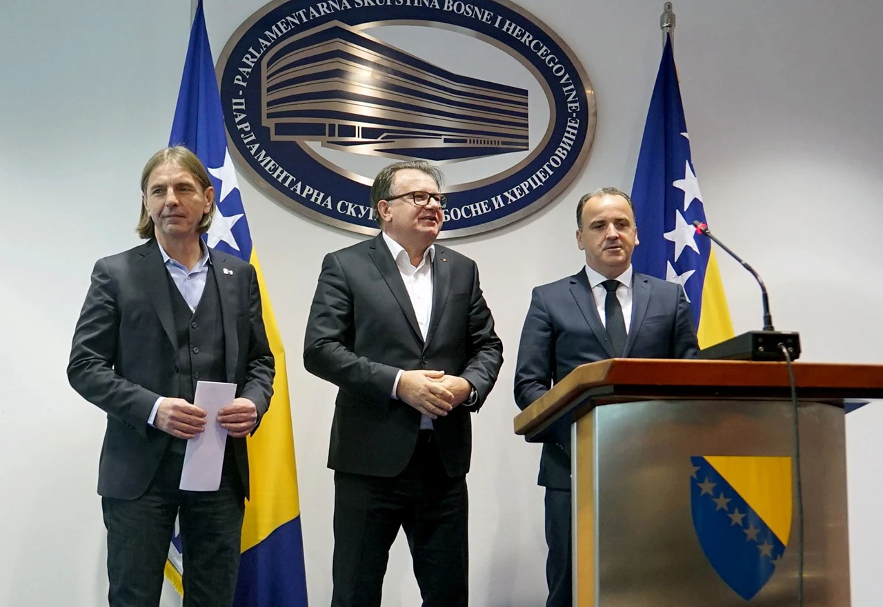 Ljevica postavila uvjete za vlast: Izmjene ustava, novi način biranja Predsjedništva...