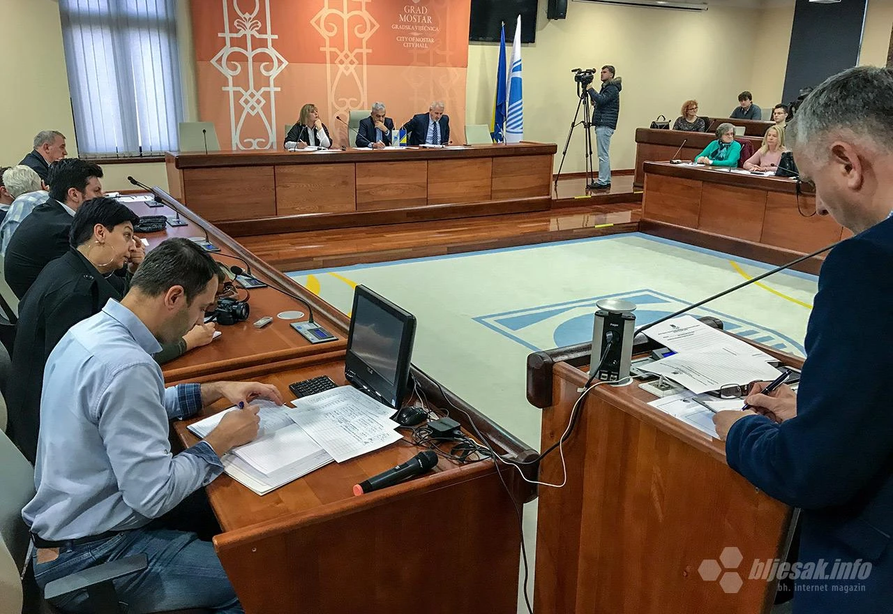 SDP od Bešlića traži 'na vrijeme' javnu raspravu o proračunu