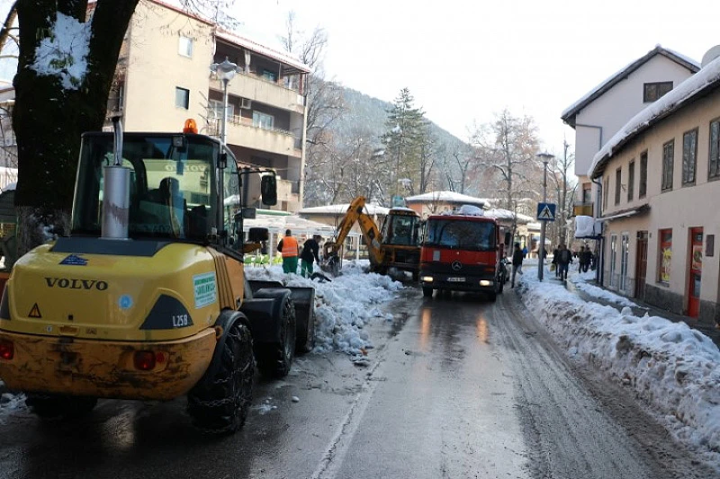 Natrag u školu: Prohodno u Jablanici i Konjicu