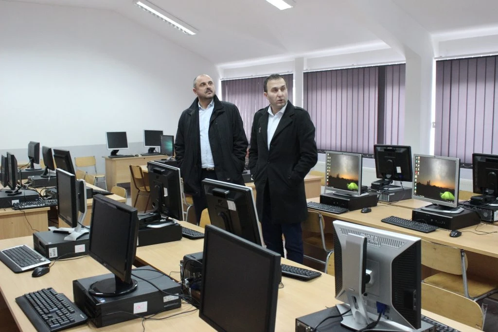 Posušje ulaže u obrazovanje: Novi informatički kabinet i građevinski radovi