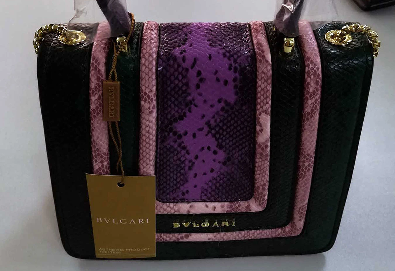 ''Pale'' lažne ženske torbe Chanel, Dior, Gucci, Bvlgari...