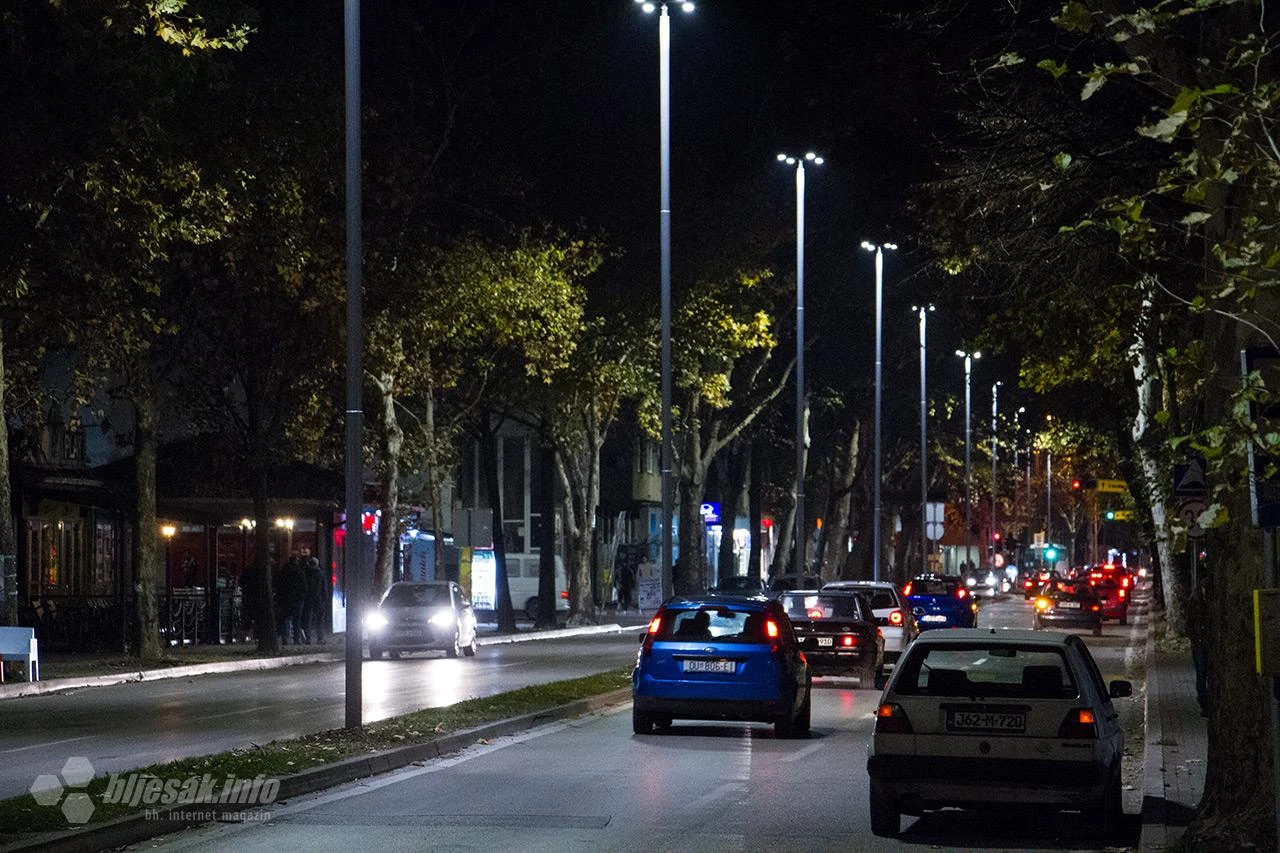 LED rasvjeta ''zasjala'' u Mostaru
