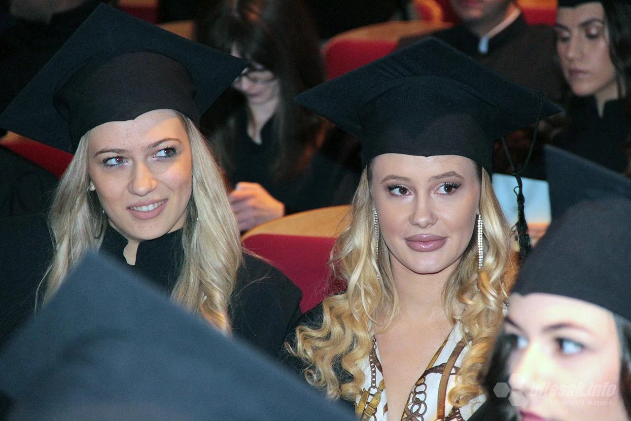 Mostar: Uručene diplome Filozofskog fakulteta
