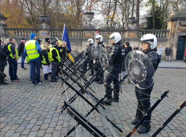 Proširilo se nezadovoljstvo žutih prsluka: Neredi i u Belgiji