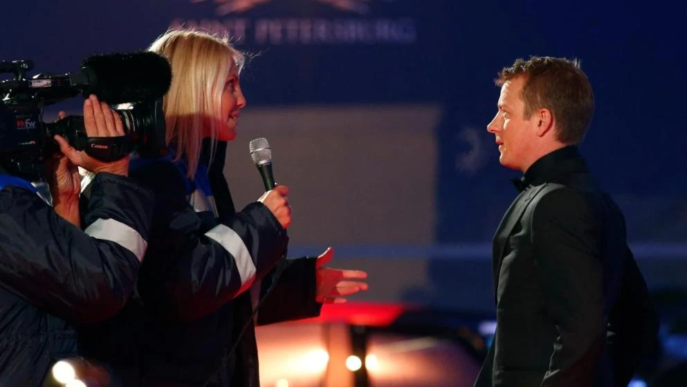 Räikkönenov "krivudavi" nastup na gala večeri Formule 1