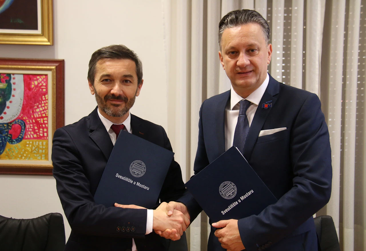 Djelatnici Sveučilišta besplatno u HNK Mostar