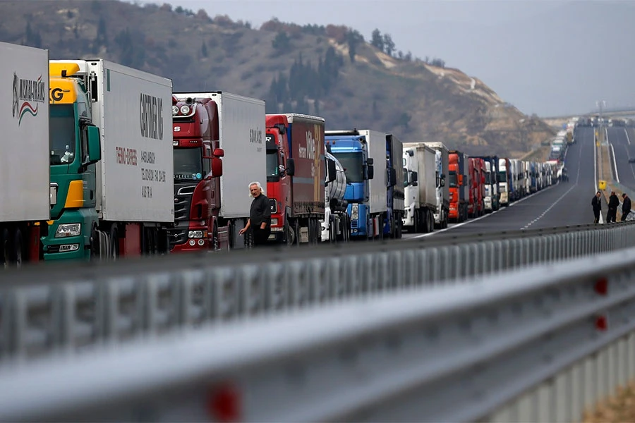 Na Kosovo ušlo 11 kamiona s robom iz BiH