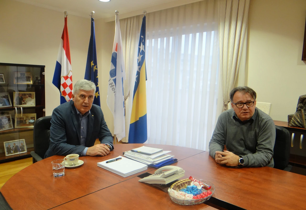 Čović i Nikšić u Mostaru tražili rješenja?