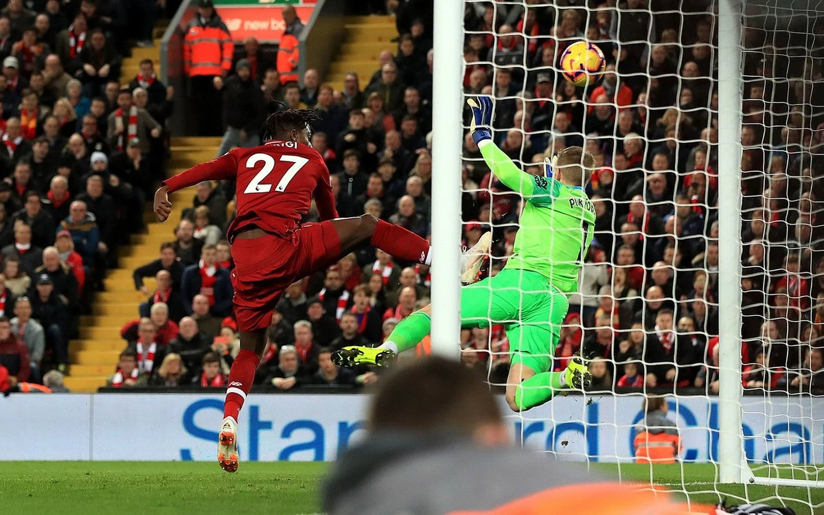 Pickford poklonio pobjedu Liverpoolu u 96. minuti
