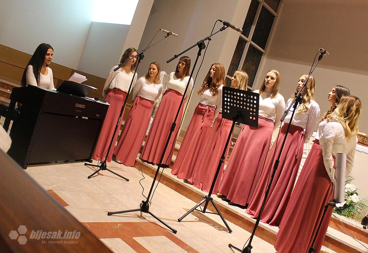 Koncert ''Srce predajem ti'' - Zbor Angelus Mostar proslavio 10. rođendan