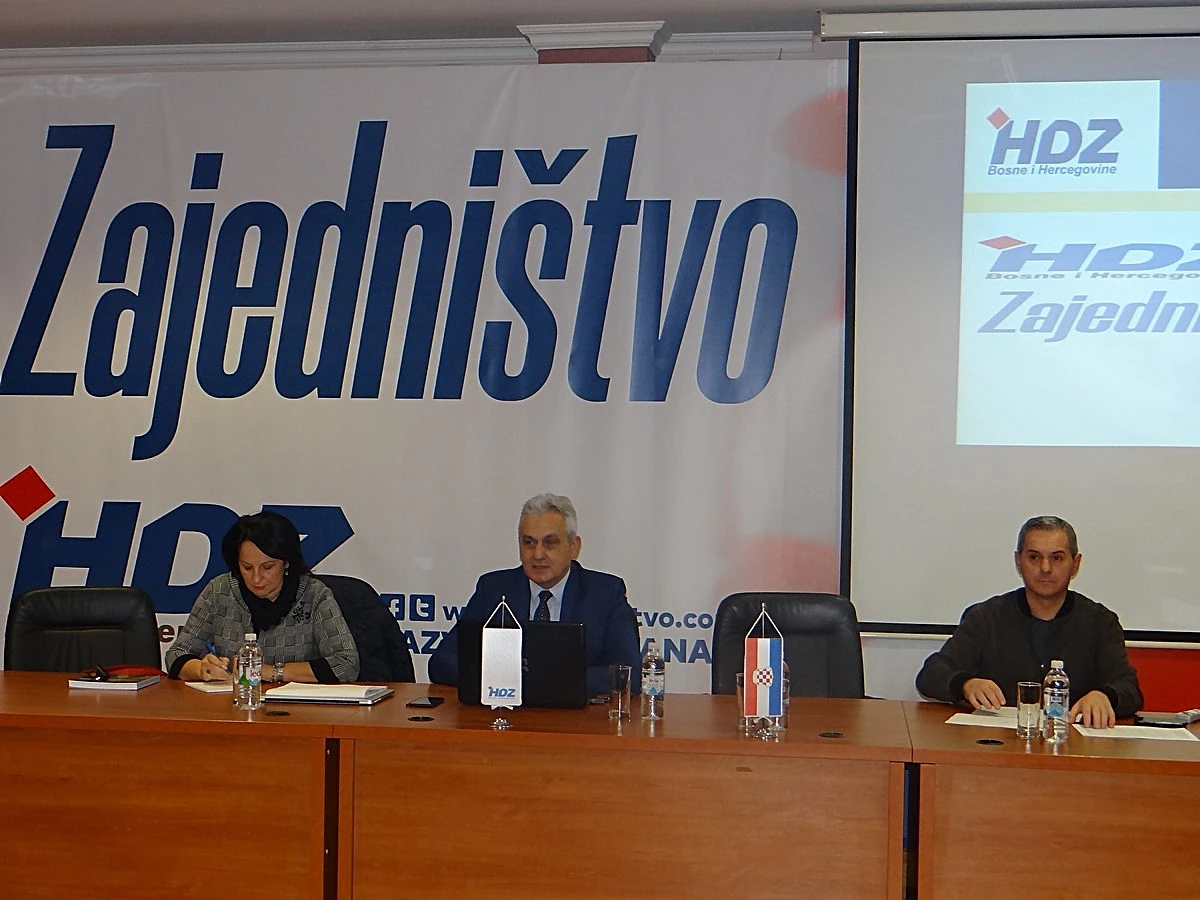 Čović: Nastavljamo rasterećeno tražiti partnere
