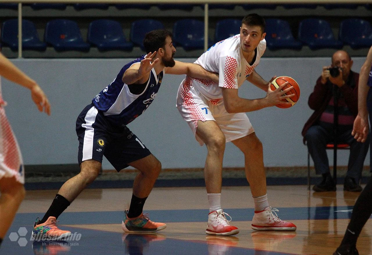 Mostarski Student pao ispit na Pecari