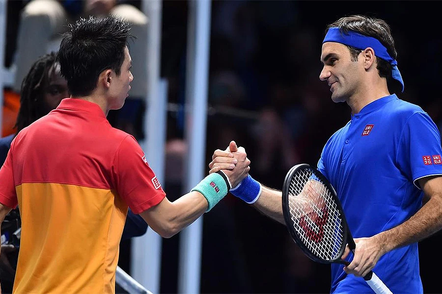 Federer razbio Thiema i ostao u igri za polufinale