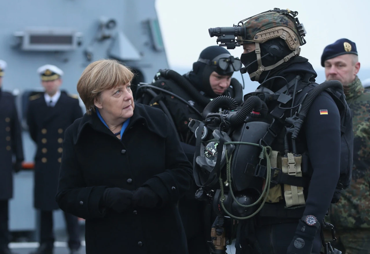 I Merkel za stvaranje Europske vojske