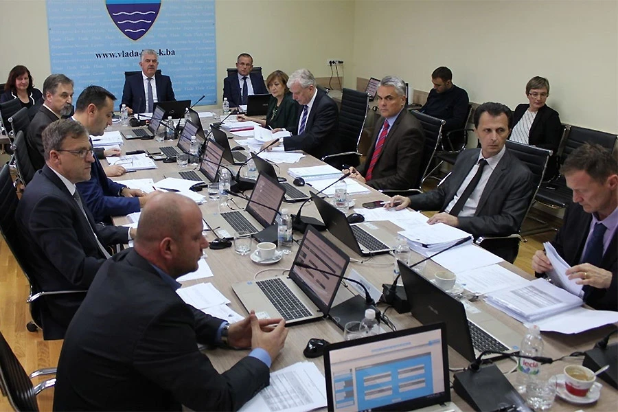 Liječnici, policajci i prosvjetni djelatnici ''ubačeni'' u Proračun za 2019.