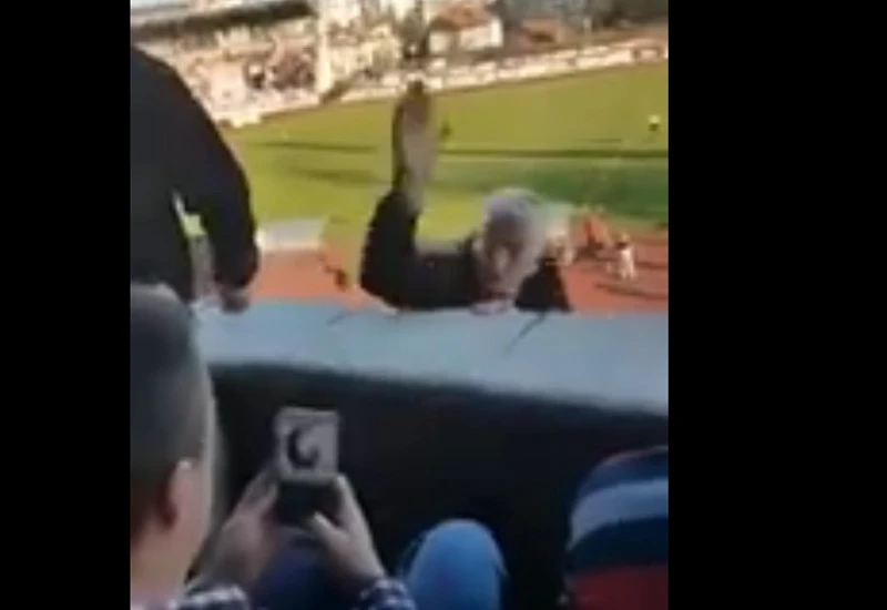 VIDEO | Na stadionu u Tuzli napadnuti predstavnici NK Široki Brijeg