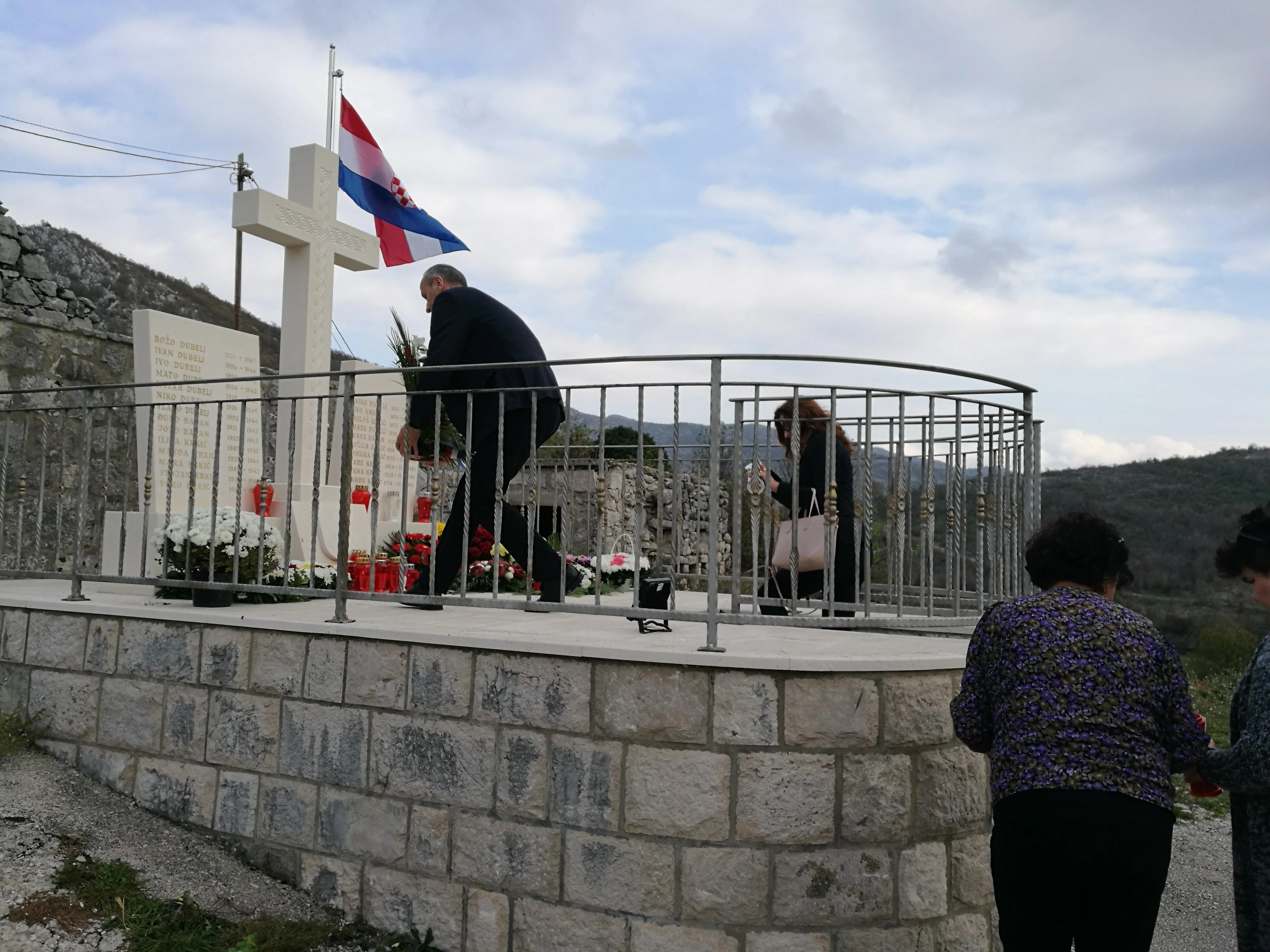 Ravno: 27 godina od masovnog ubojstva hrvatskih civila