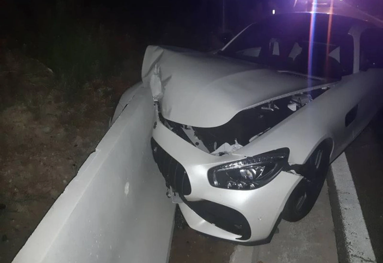 Hrvatska: Vozač iz BiH se luksuznim Mercedesom zabio u zid