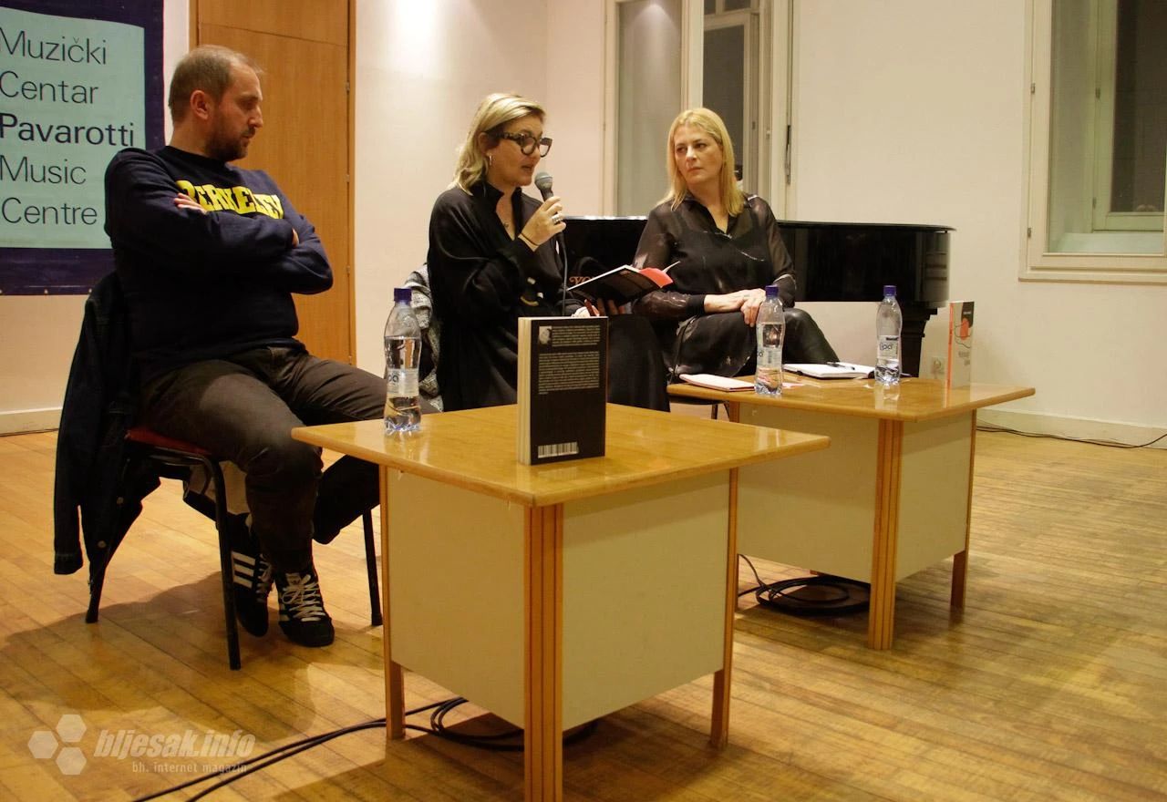Roman 'Kintsugi tijela' Senke Marić predstavljen u Mostaru
