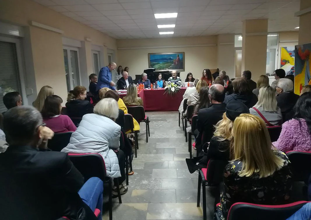 U Tomislavgradu ima tko čitati, pisati i slušati