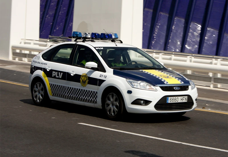 Četvorka iz BiH maskirana u policajce pljačkala aute u Španjolskoj