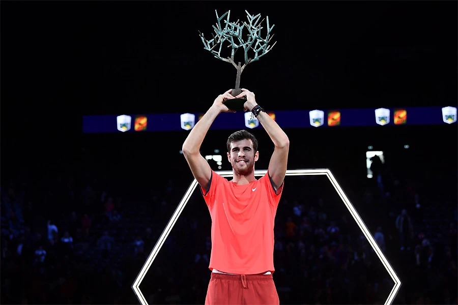 Khachanov razbio Đokovića u finalu Bercyja 