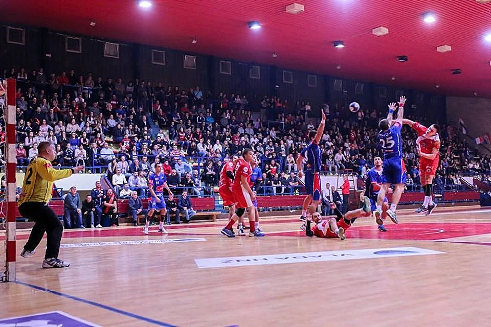 Rukometaši Zrinjskog  u derbiju kola dočekuju Borac