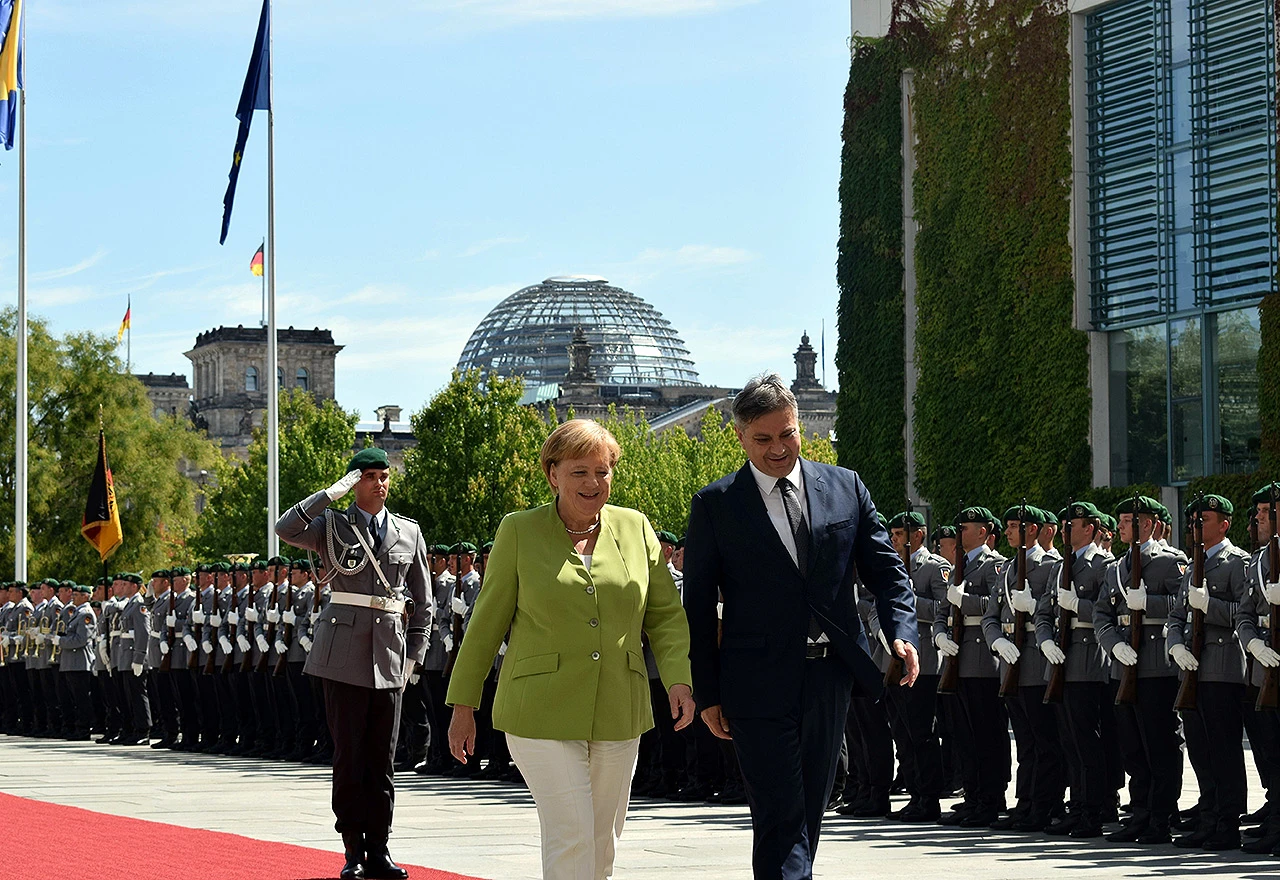 Merkel neće više na čelo stranke