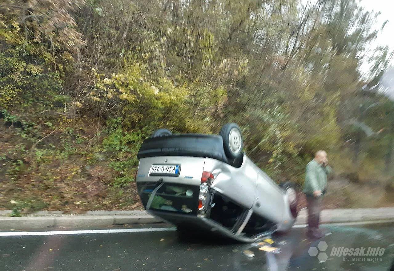 Fiat završio na krovu