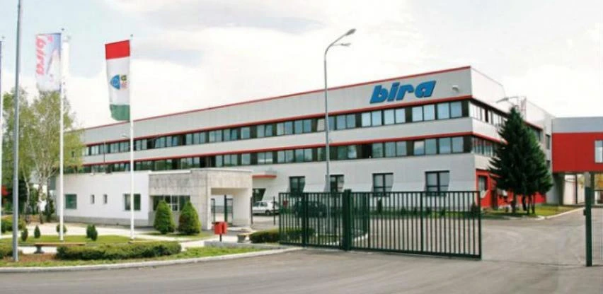 Prva grupa migranata i izbjeglica smještena u Migracijski centar 'Bira'
