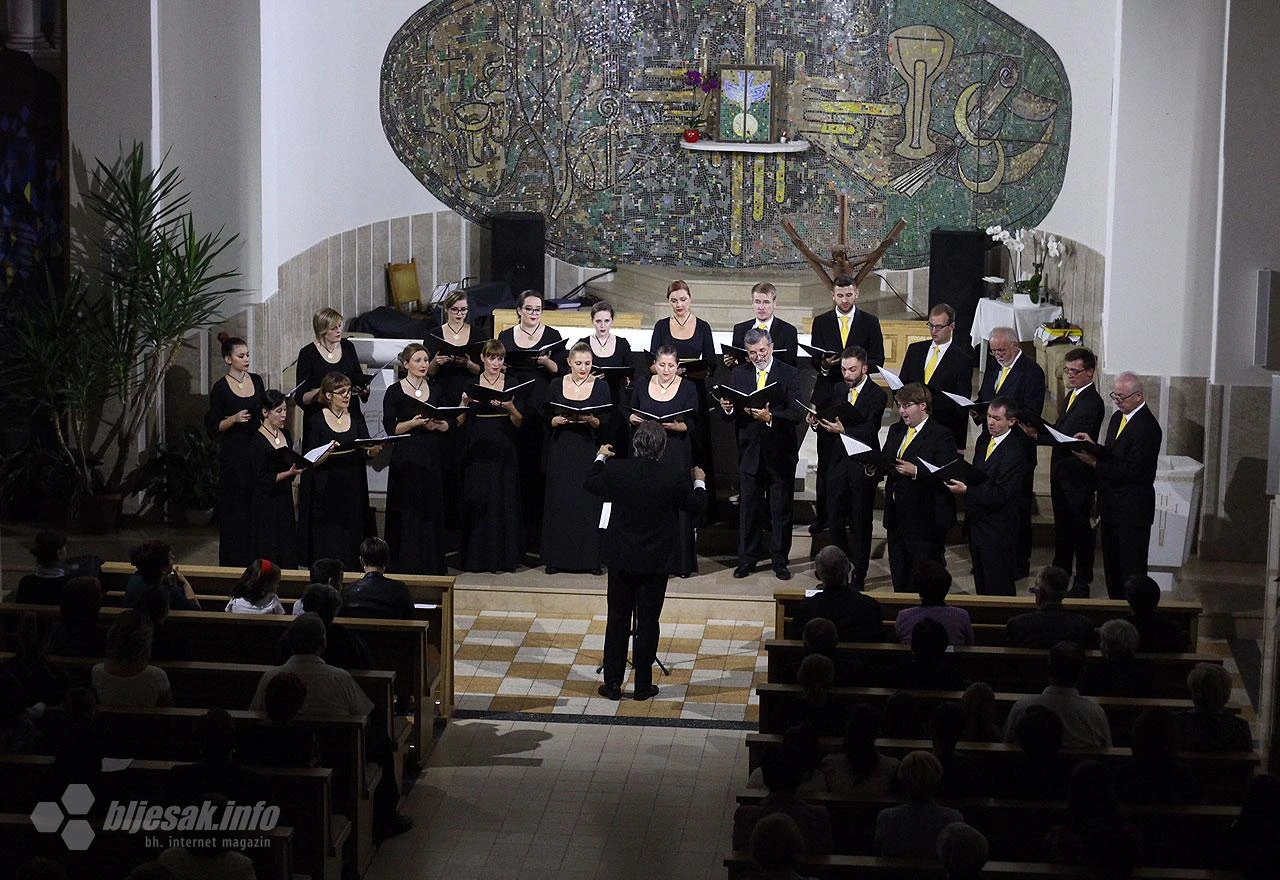 U Čapljini održan koncert komornog zbora ''Ivan Filipović''