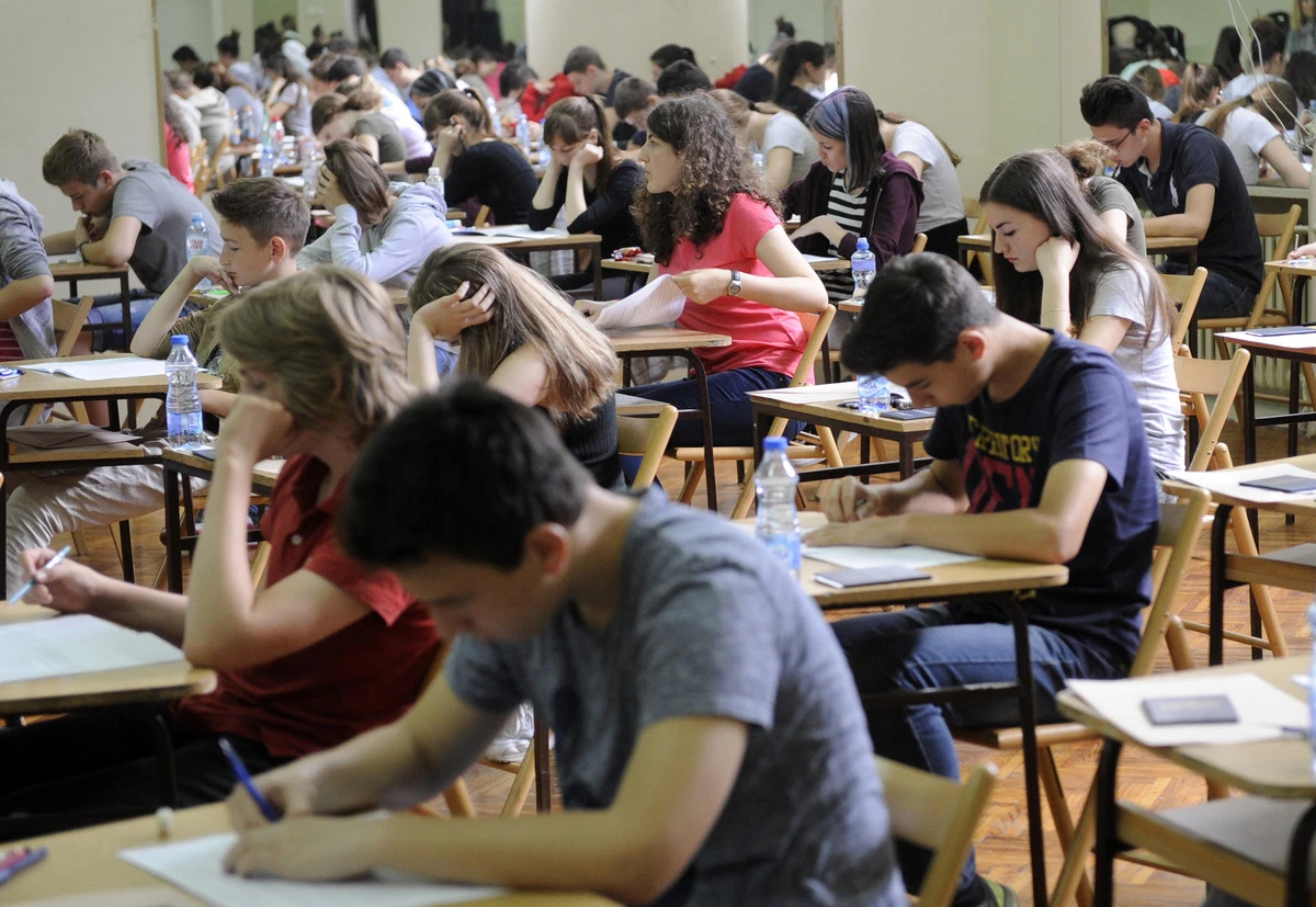 Prva županijska matura: Loši rezultati učenika u ZHŽ-u
