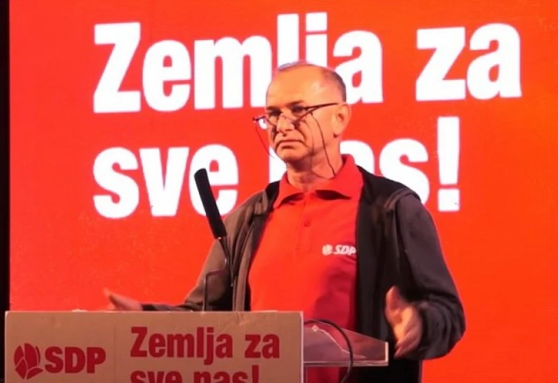 Nepoznatim sprejem napadnut prvi čovjek SDP-a u Odžaku