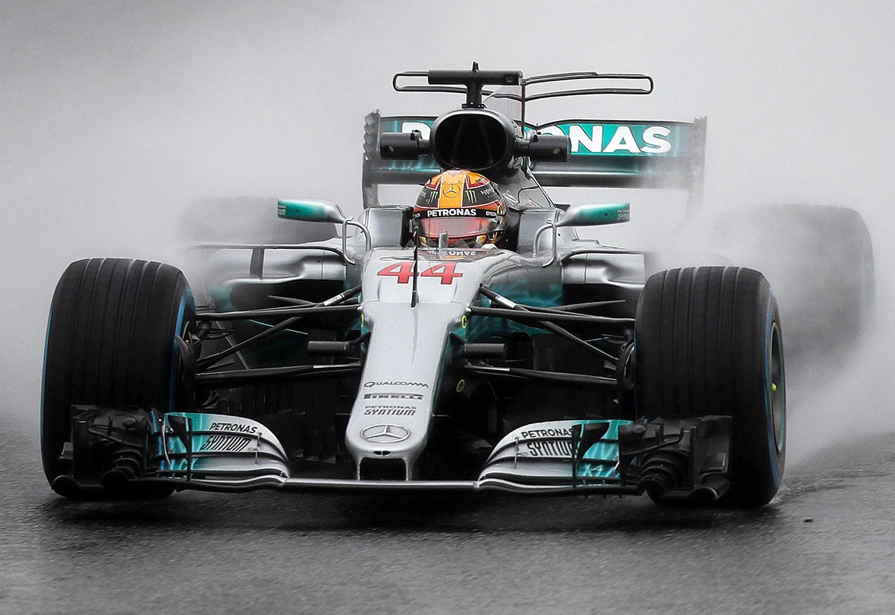 Hamiltonu 80. ''pole position''