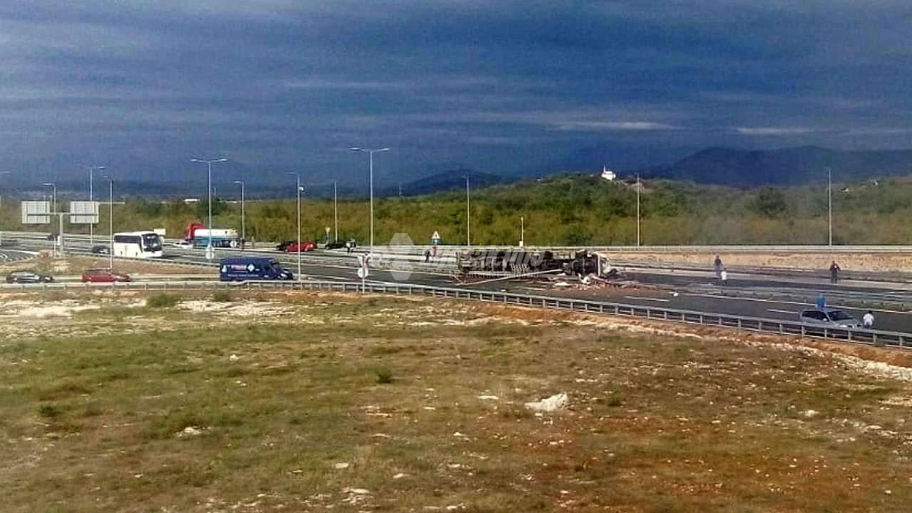 Kod Bijače poginuo 44-godišnjak, promet normaliziran jutros