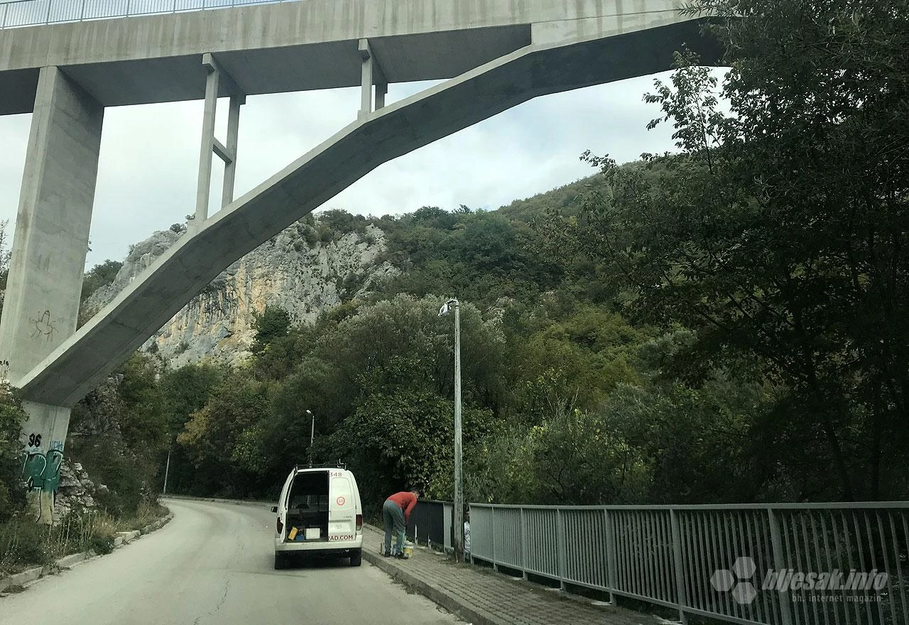 Široki Brijeg: U tijeku postavljanje ograde u Borku, uskoro stiže i rasvjeta