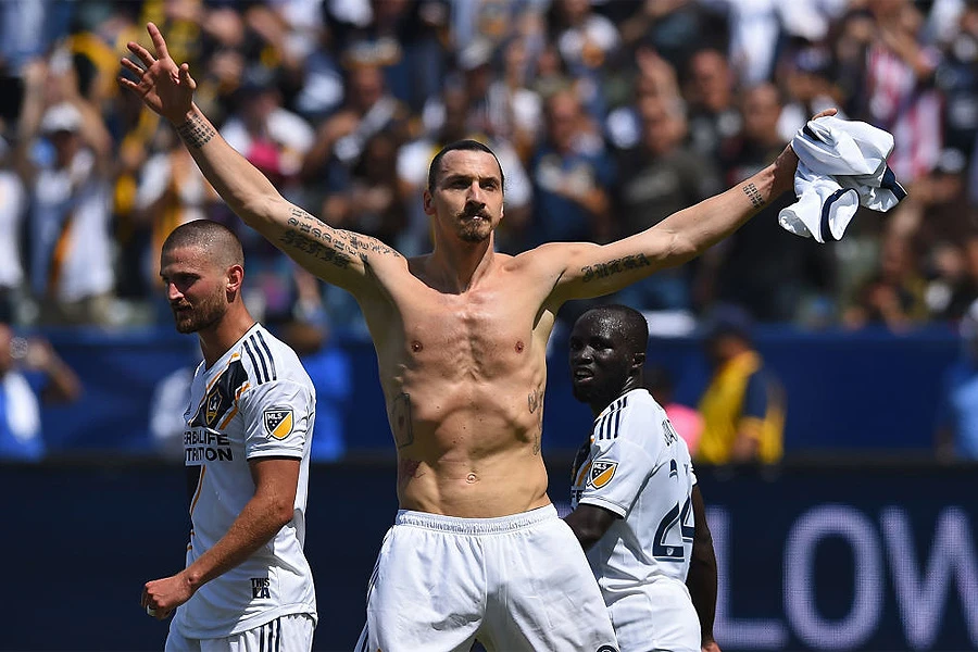 Ibrahimović se vraća u Italiju i potpisat će za Milan!?
