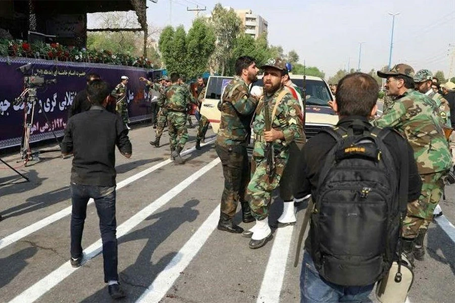 Iranska osveta: Zbog napada na vojnu paradu ispalili projektile na militante u Siriji