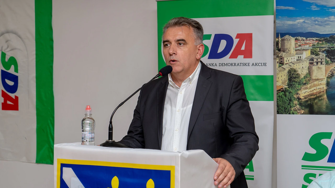 Sa tribine na Carini SDA pozvala na jedinstvo i najavila pobjedu
