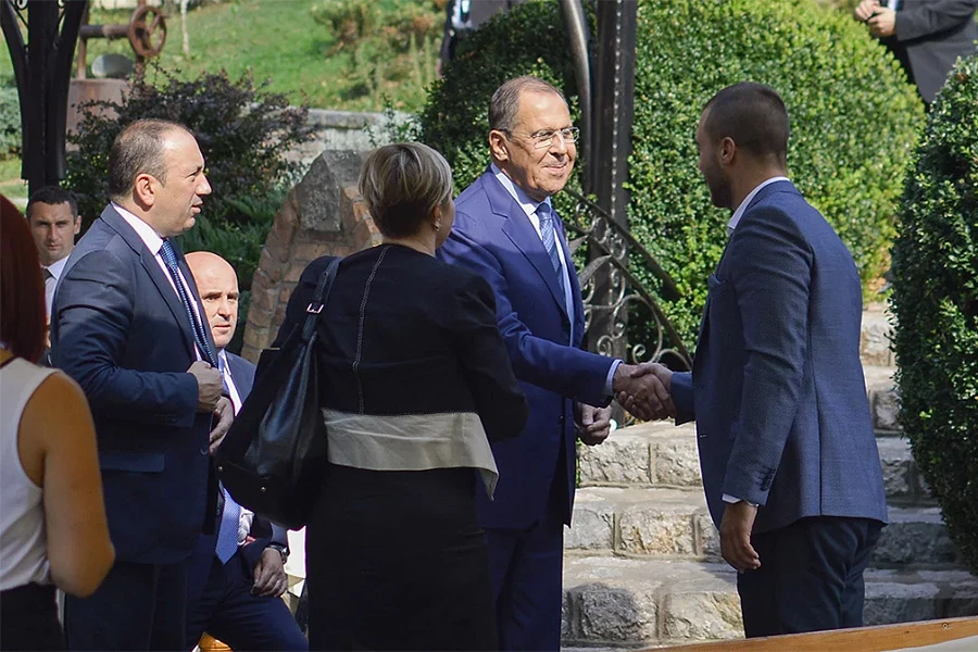 Lavrov: Nedopustive su akcije 'vanjskih igrača' - ili ste s nama ili s Rusijom