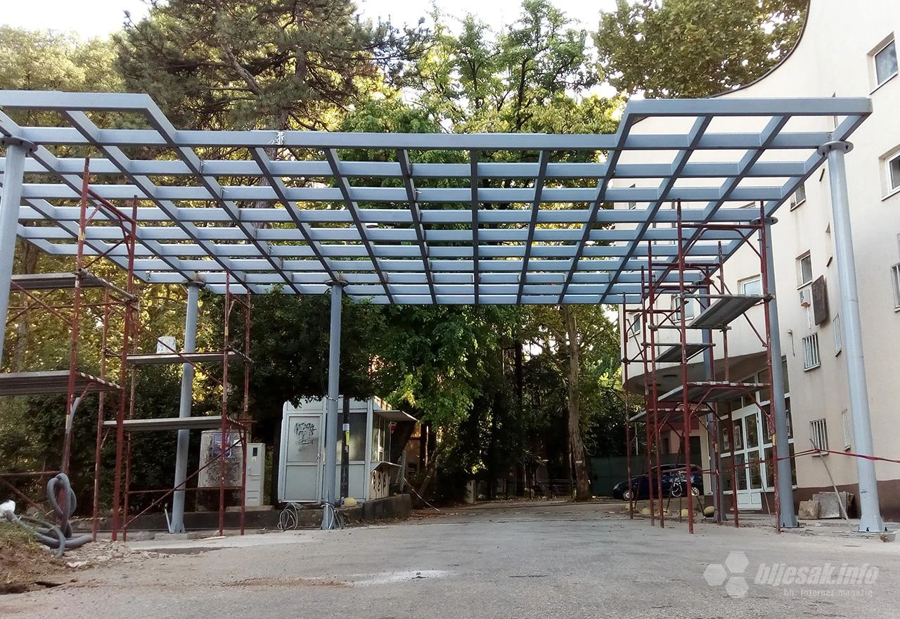 Radno na kampusu mostarskog Sveučilišta