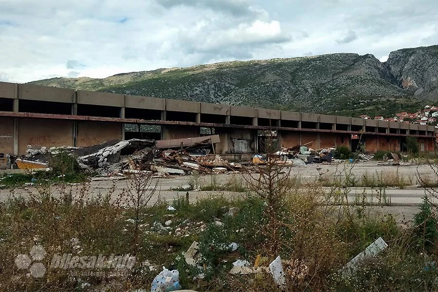 Mjesec dana nakon što ga je pretukao bivši kick bokser: Preminuo Meho Voloder