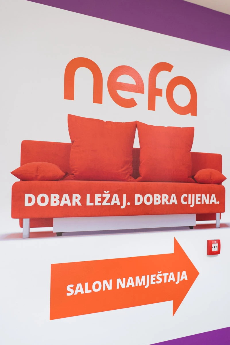 Otvoren Nefa namještaj u Mepas Mallu