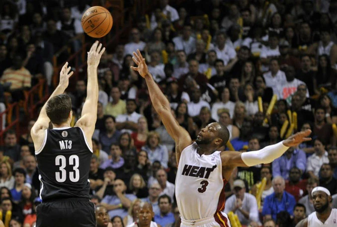Dwayne Wade ostaje još jednu sezonu u Miamiju