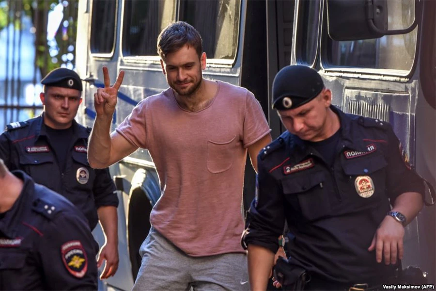 Otrovan član grupe 'Pussy Riot'?