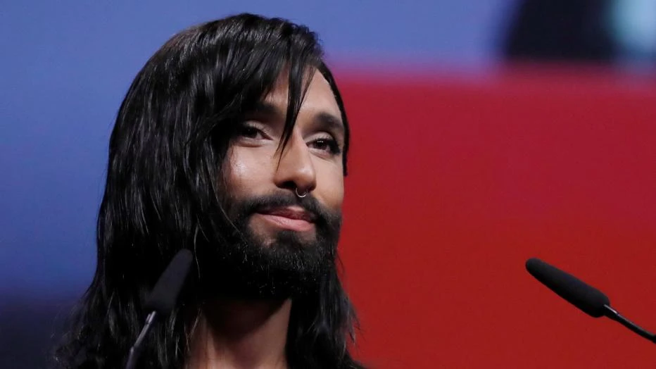 Dosta mu je bradate žene: Conchita je ponovno muškarac!